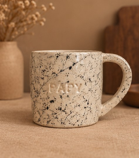 Tasse Mouchetée gravée Papy